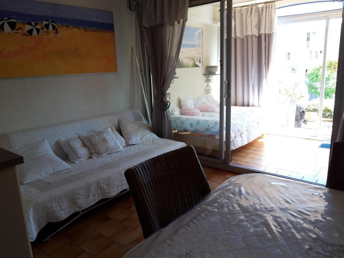 T2, Jardin, Veranda Chambre, Climatisation, Parking Privatif, Proche A Pied Centre, Plage, Gare, Pour 3 Adultes Ou 2 Adultes Avec 2 Enfants Bandol Zewnętrze zdjęcie